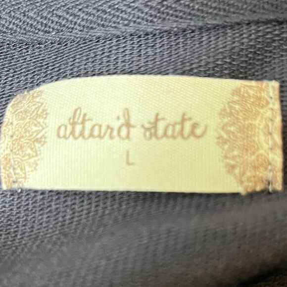 Altar'd State Tencel Long Sleeve Athletic Top Washed Black Size Large - Picture 5 of 5